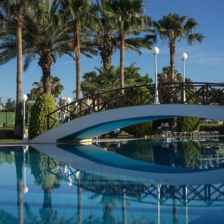 Aloe Hotel Paphos Exterior photo