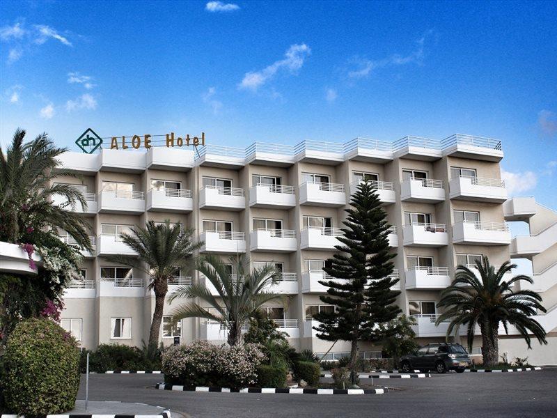 Aloe Hotel Paphos Exterior photo